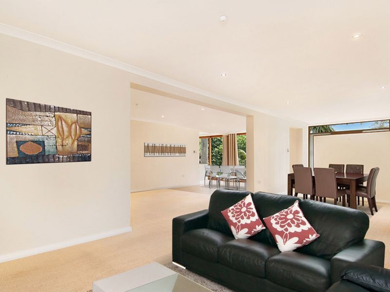 198 The Round Drive, Avoca Beach NSW 2251