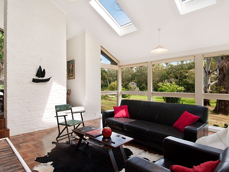 9 Birrerik Road, Wamberal NSW 2260