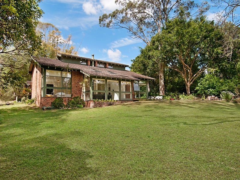 9 Birrerik Road, Wamberal NSW 2260
