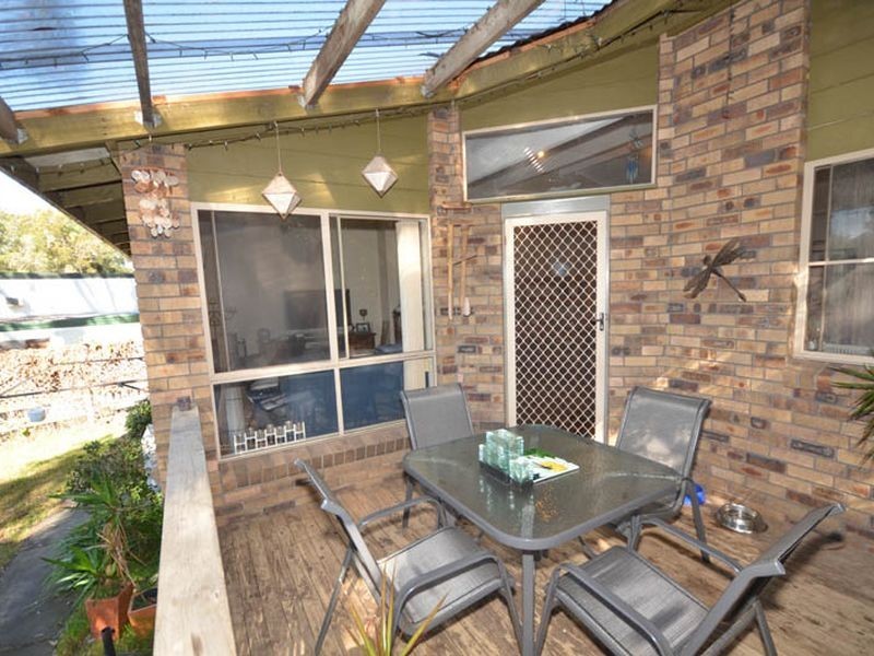 2/227 The Round Drive, Avoca Beach NSW 2251