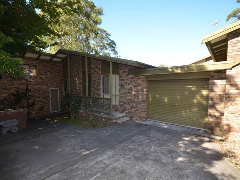 2/227 The Round Drive, Avoca Beach NSW 2251