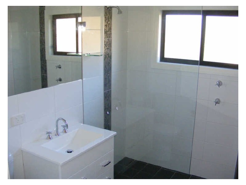 196 The Round Drive, Avoca Beach NSW 2251