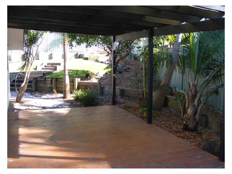 196 The Round Drive, Avoca Beach NSW 2251