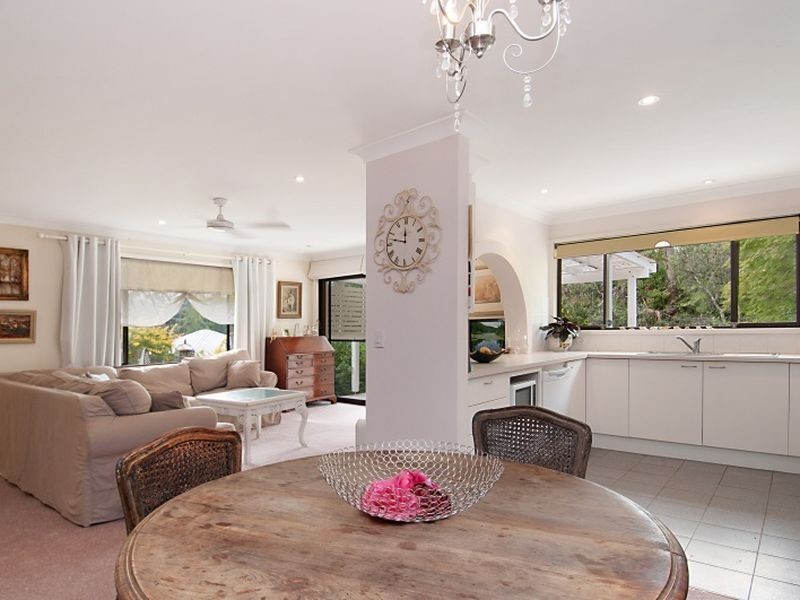 341 The Round Drive, Avoca Beach NSW 2251