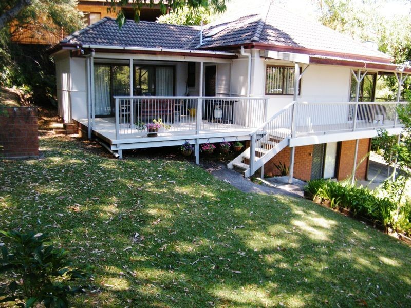 30 Avoca Drive, Avoca Beach NSW 2251