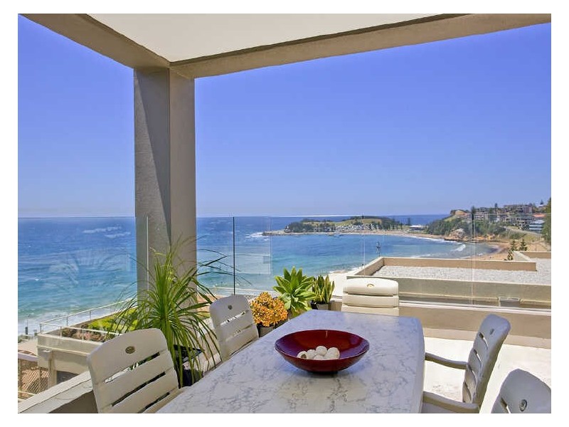 3/2 Barnhill Rd, Terrigal NSW 2260