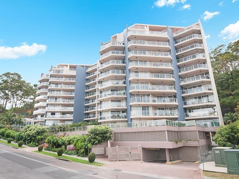 307/97-99 John Whiteway Drive, Gosford NSW 2250