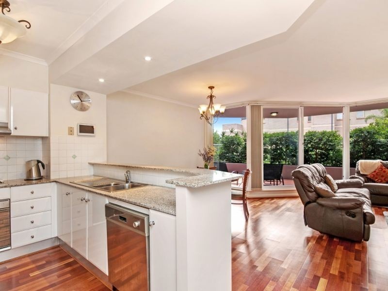 105/97 John Whiteway Drive, Gosford NSW 2250