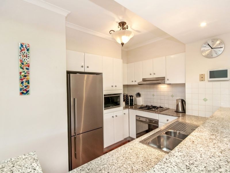 105/97 John Whiteway Drive, Gosford NSW 2250