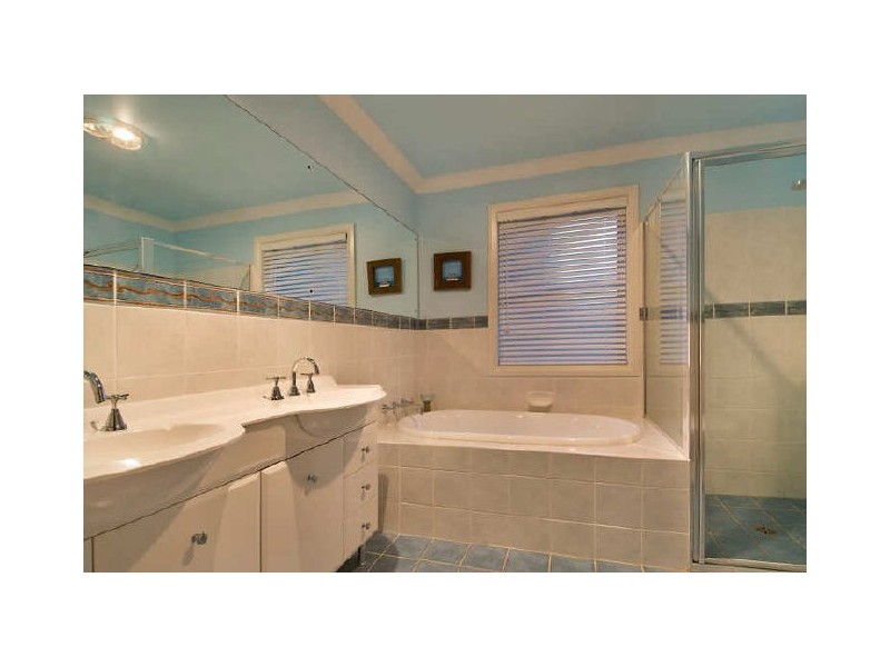 8 Warri Crescent, Macmasters Beach NSW 2251