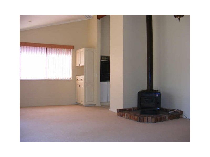 292 Avoca Drive, Avoca Beach NSW 2251