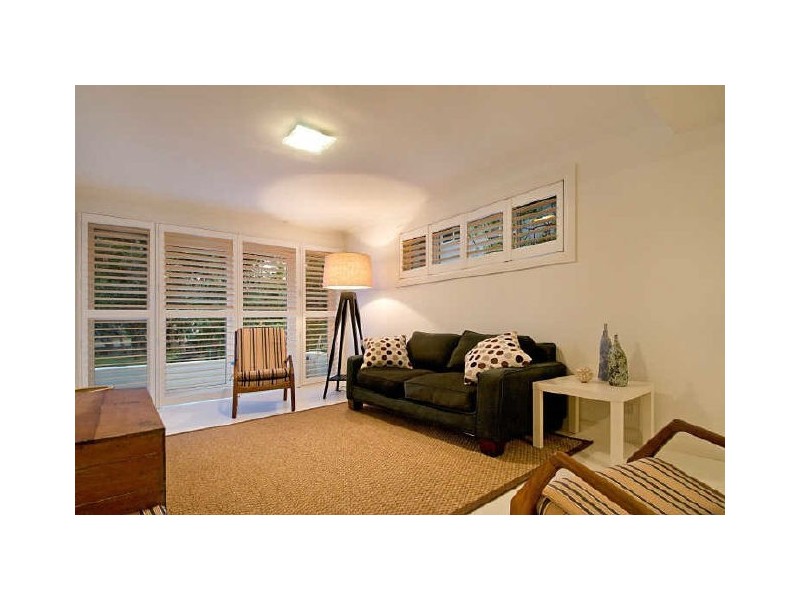 39 North Avoca Pde, North Avoca NSW 2260