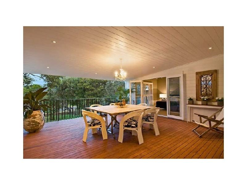 39 North Avoca Pde, North Avoca NSW 2260