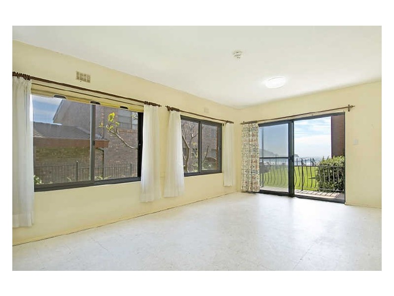 2/101 Avoca Drive, Avoca Beach NSW 2251
