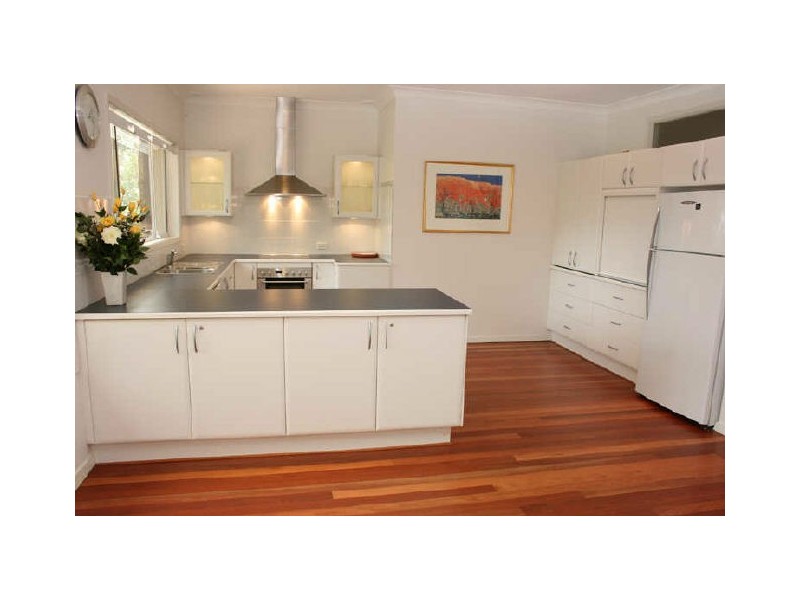 43 Fairscene Crescent, Avoca Beach NSW 2251