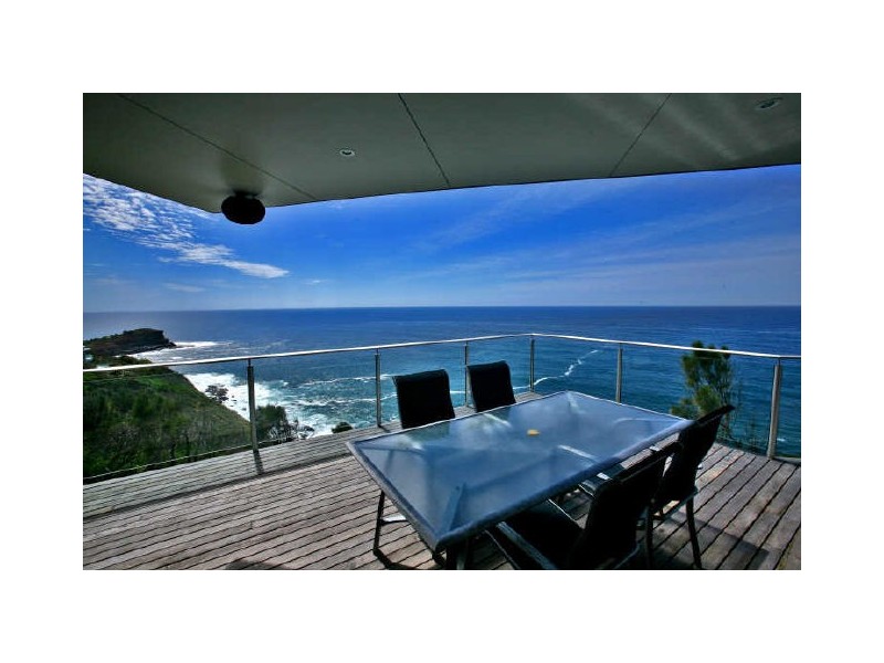 North Avoca NSW 2260