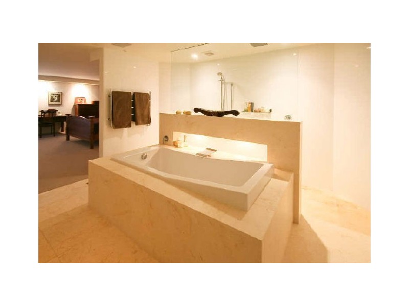 Unit 2/15-17 Painters Lane, Terrigal NSW 2260