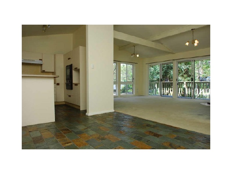 40 Lakeshore Drive, North Avoca NSW 2260