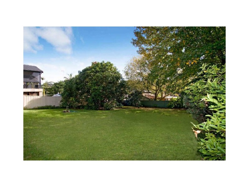 33 Grove Road, Wamberal NSW 2260