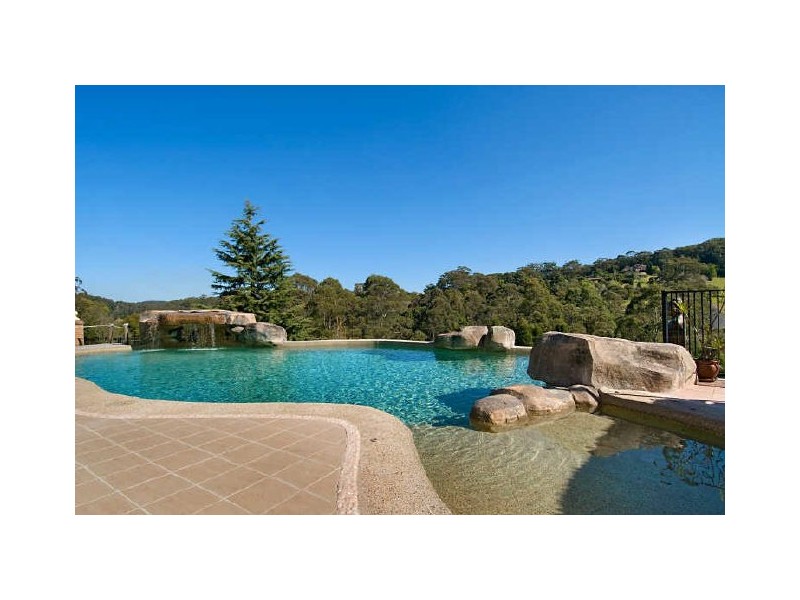 13 Country View Close, Picketts Valley NSW 2251