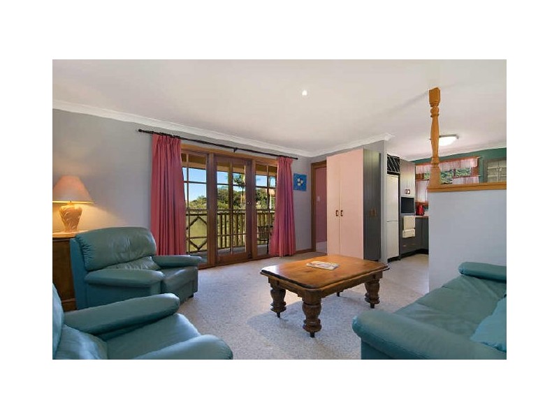 13 Country View Close, Picketts Valley NSW 2251