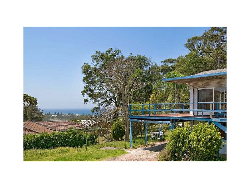 80 Hillside Road, Avoca Beach NSW 2251