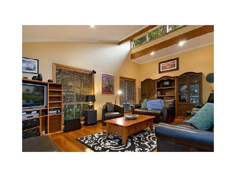 121 Hillside Road, Avoca Beach NSW 2251