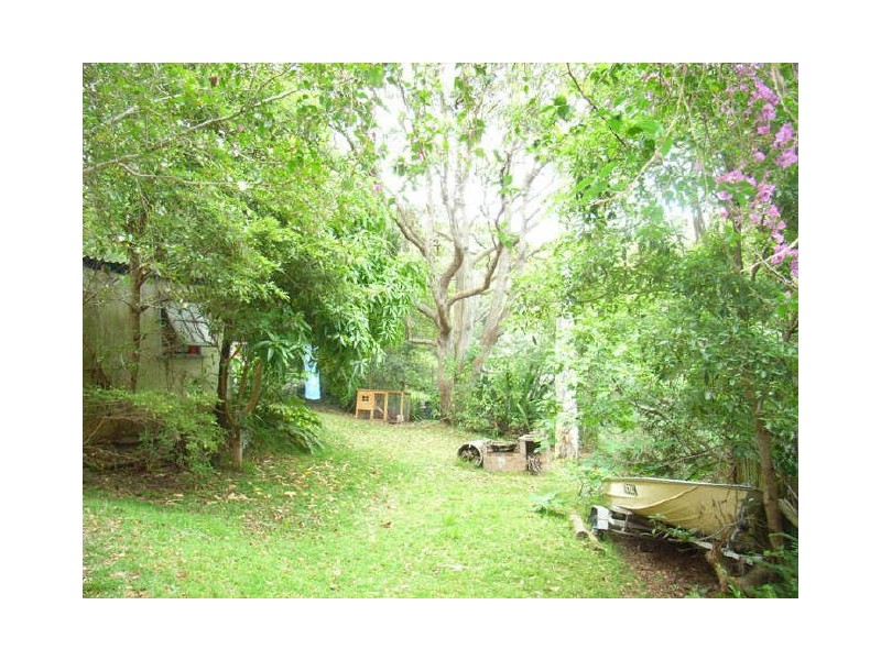 16 Tungarra Parade, Macmasters Beach NSW 2251