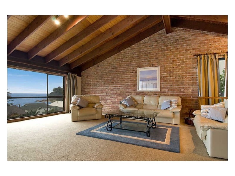 116 Avoca Drive, Avoca Beach NSW 2251