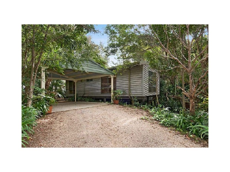 6 Tungarra Pde, Macmasters Beach NSW 2251