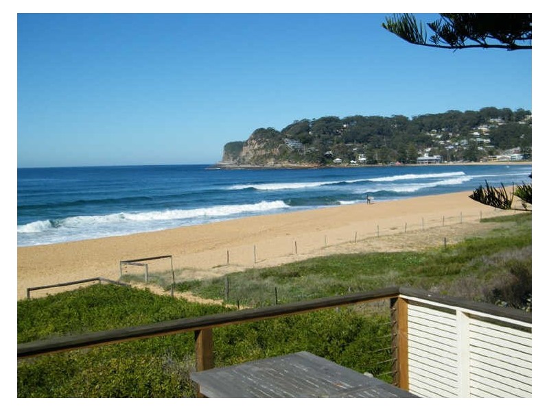 2/48 Lake Street, North Avoca NSW 2260