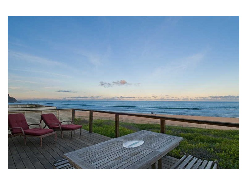 2/48 Lake Street, North Avoca NSW 2260