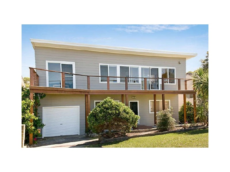 22 Warren Avenue, Avoca Beach NSW 2251