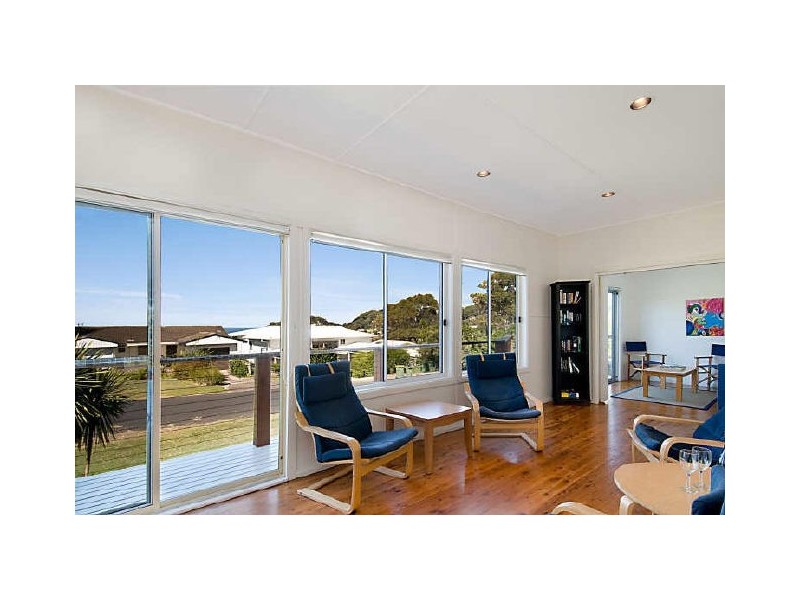 22 Warren Avenue, Avoca Beach NSW 2251