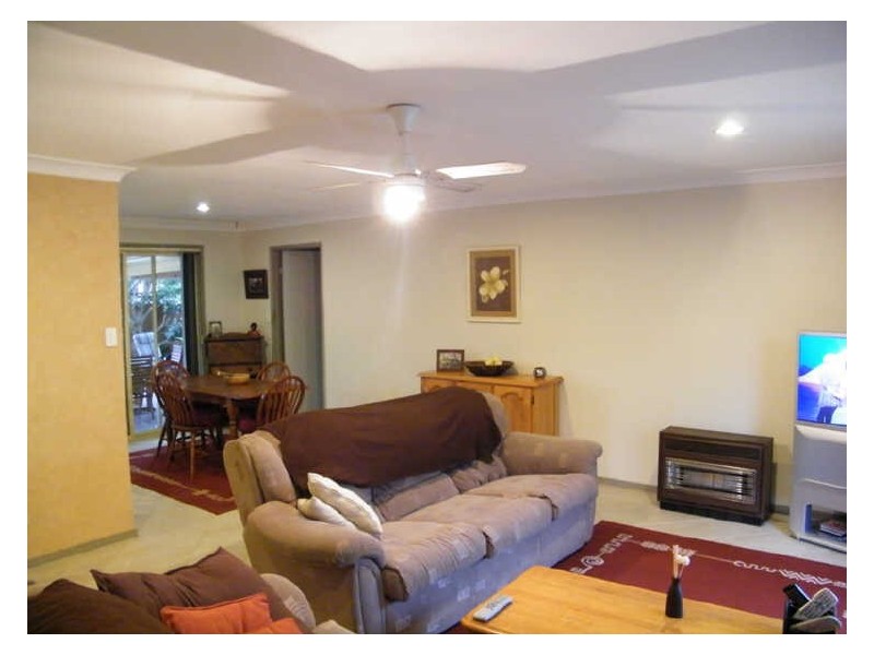 1/36 Del Mar Drive, Copacabana NSW 2251