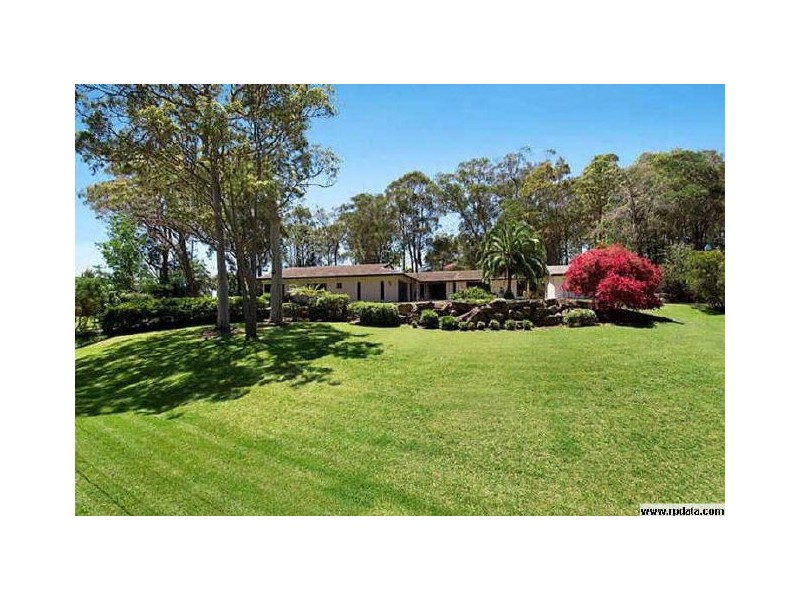 2 Riatta Street, Erina NSW 2250