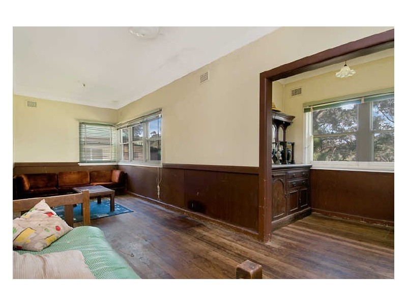 64a The Round Drive, Avoca Beach NSW 2251