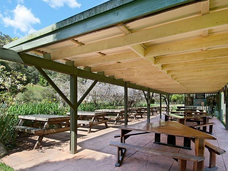 390 Ourimbah Creek Rd, Ourimbah NSW 2258