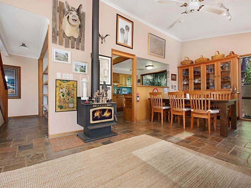 9 Birdland Close, Copacabana NSW 2251