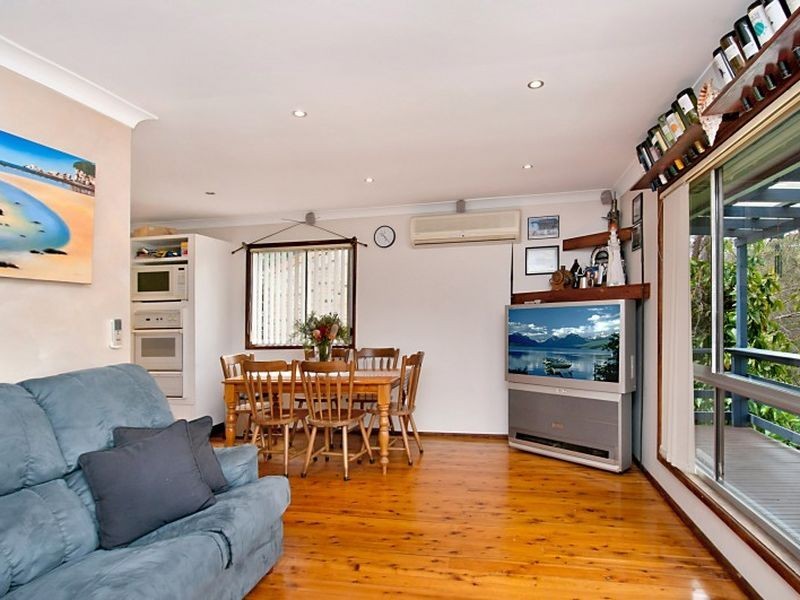 16 Carolina Park Road, Avoca Beach NSW 2251