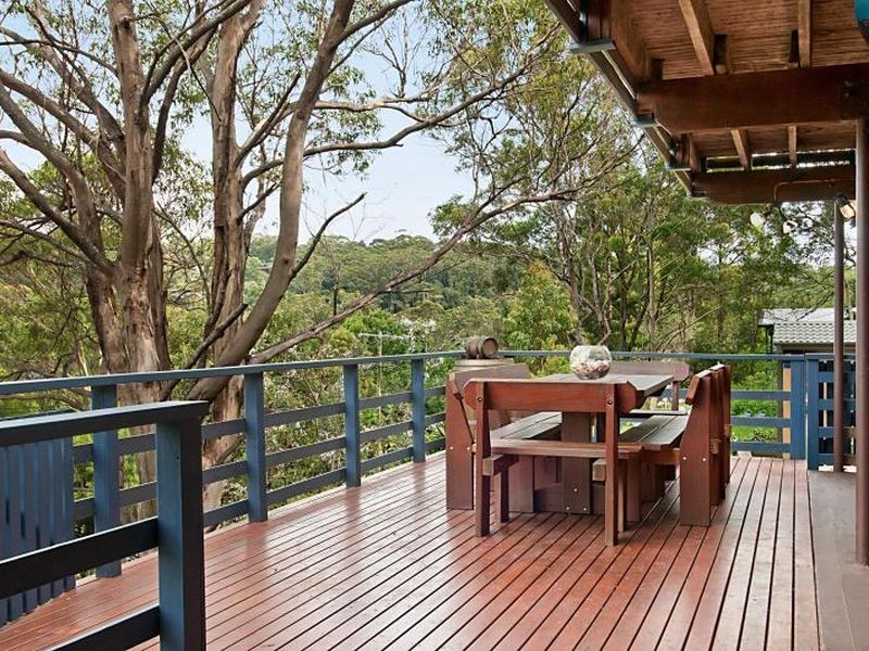 16 Carolina Park Road, Avoca Beach NSW 2251