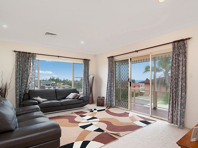 88 Bay Road, Blue Bay NSW 2261