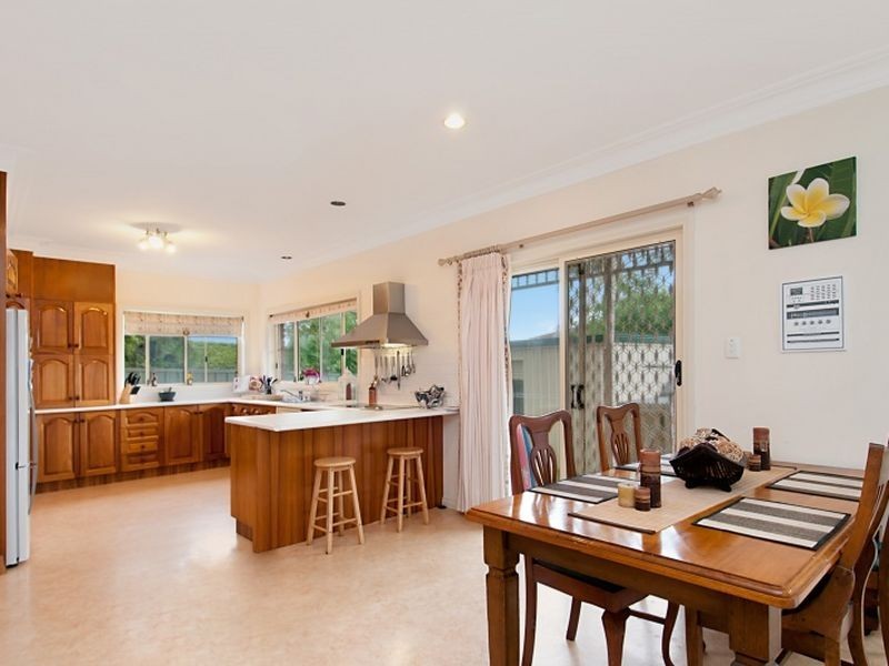 88 Bay Road, Blue Bay NSW 2261