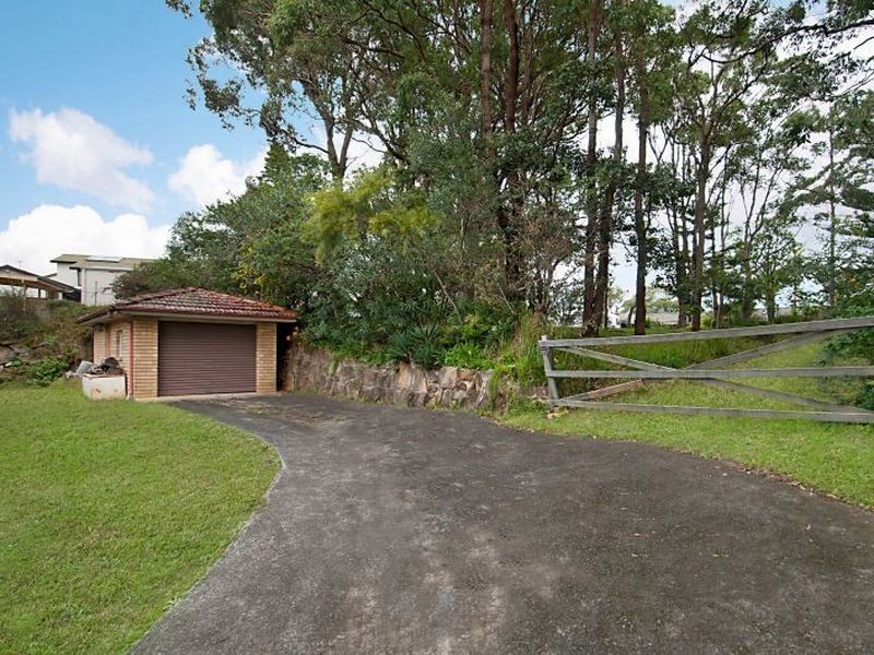 124 Hillside Road, Avoca Beach NSW 2251