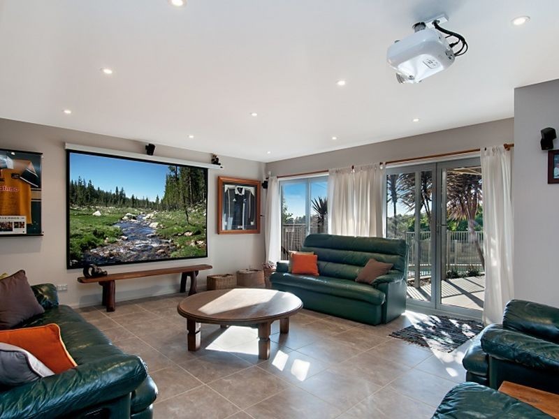26 Laird Drive, Avoca Beach NSW 2251