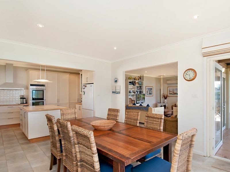 44 Ocean Street, North Avoca NSW 2260