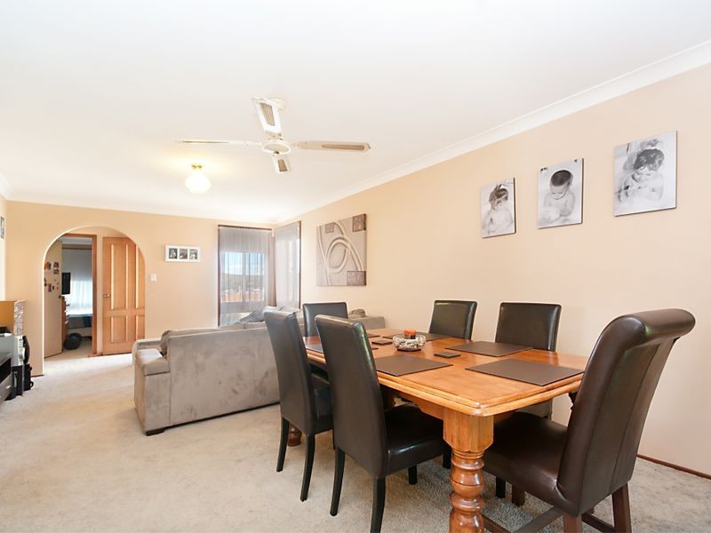 2 Molly Close, Bateau Bay NSW 2261