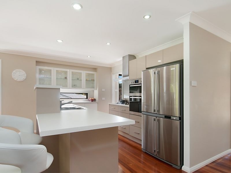 2/31 Karani Avenue, Avoca Beach NSW 2251