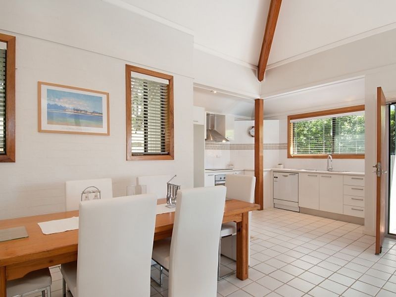 28 Beach Drive, Killcare NSW 2257