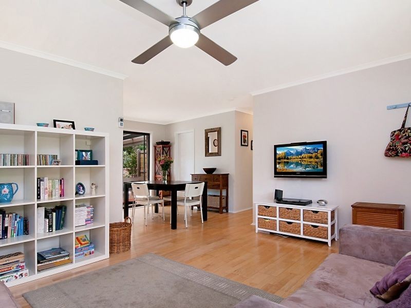 20 Cameron Crescent, Kincumber NSW 2251